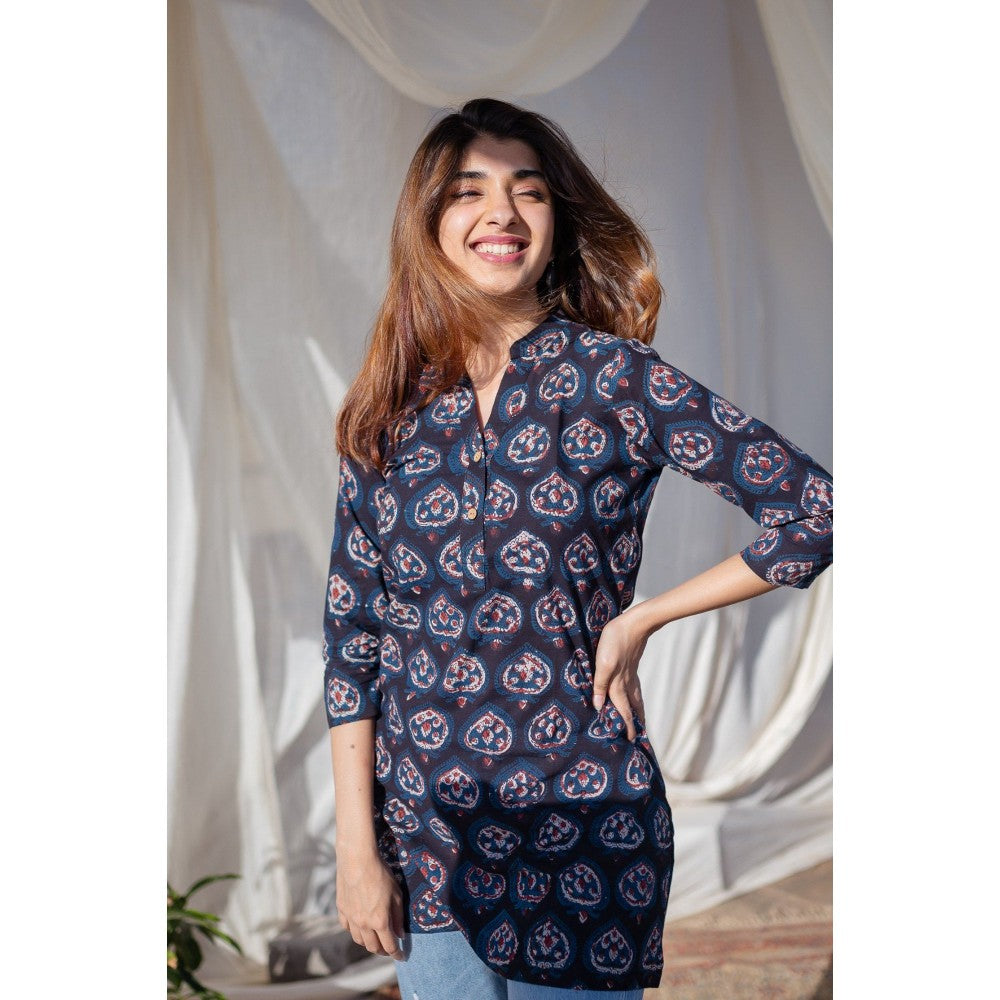 The Indian Ethnic Co. Indigo Jahota Cotton Short Top