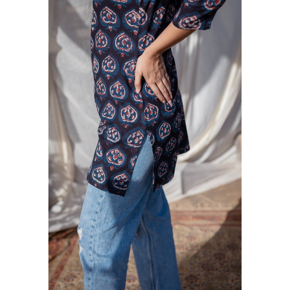 The Indian Ethnic Co. Indigo Jahota Cotton Short Top