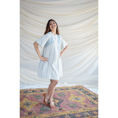 The Indian Ethnic Co. White And Blue Kala Cotton Dress