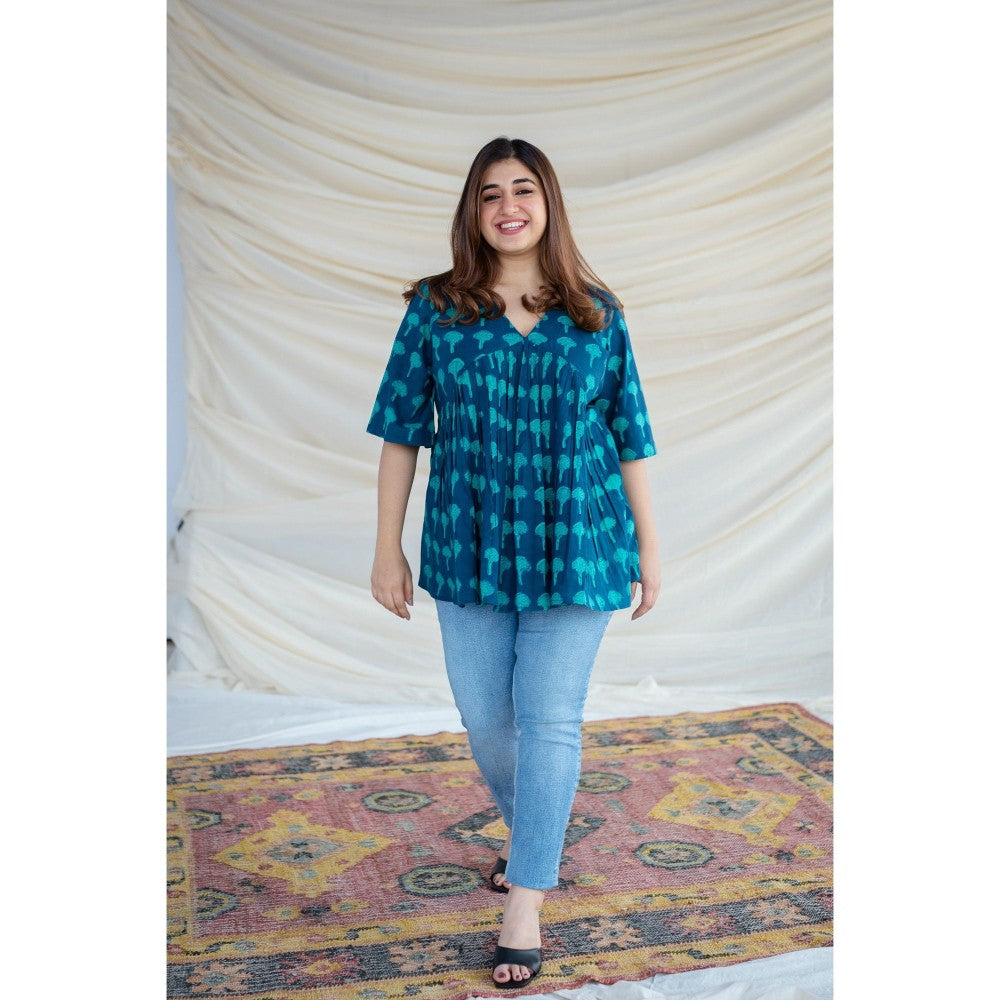 The Indian Ethnic Co. Indigo Dabu Cotton Short Top