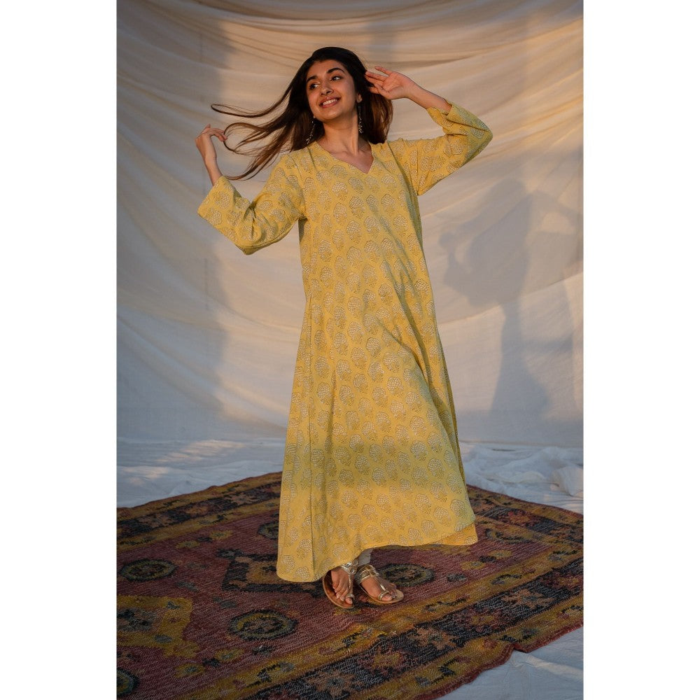 The Indian Ethnic Co. Dabu Slub Cotton A-Line Kurta