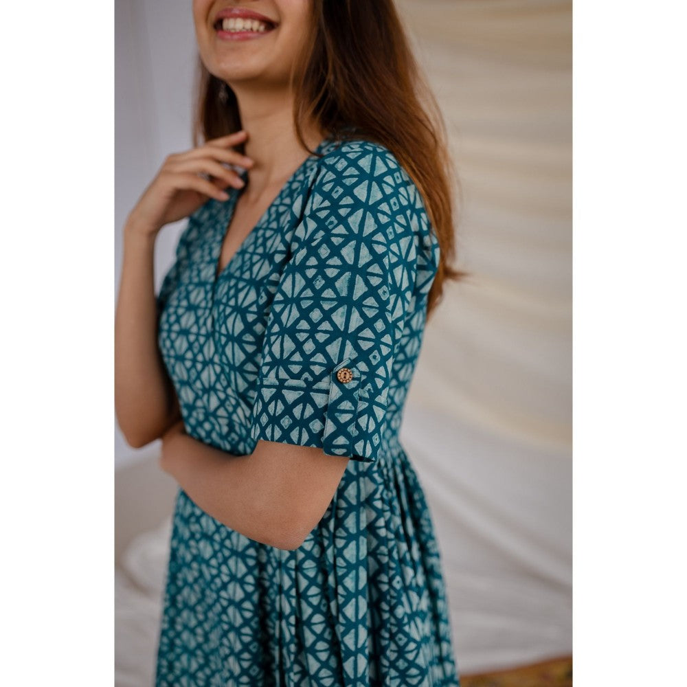 The Indian Ethnic Co. Teal Geometric Print Dabu Cotton Dress