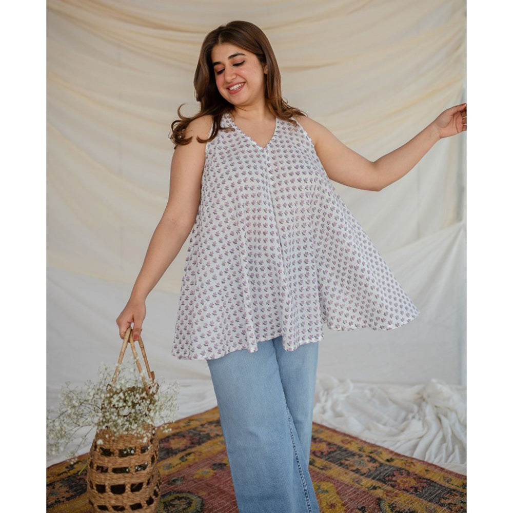 The Indian Ethnic Co. White Floral Sanganeri Organic Cotton Top