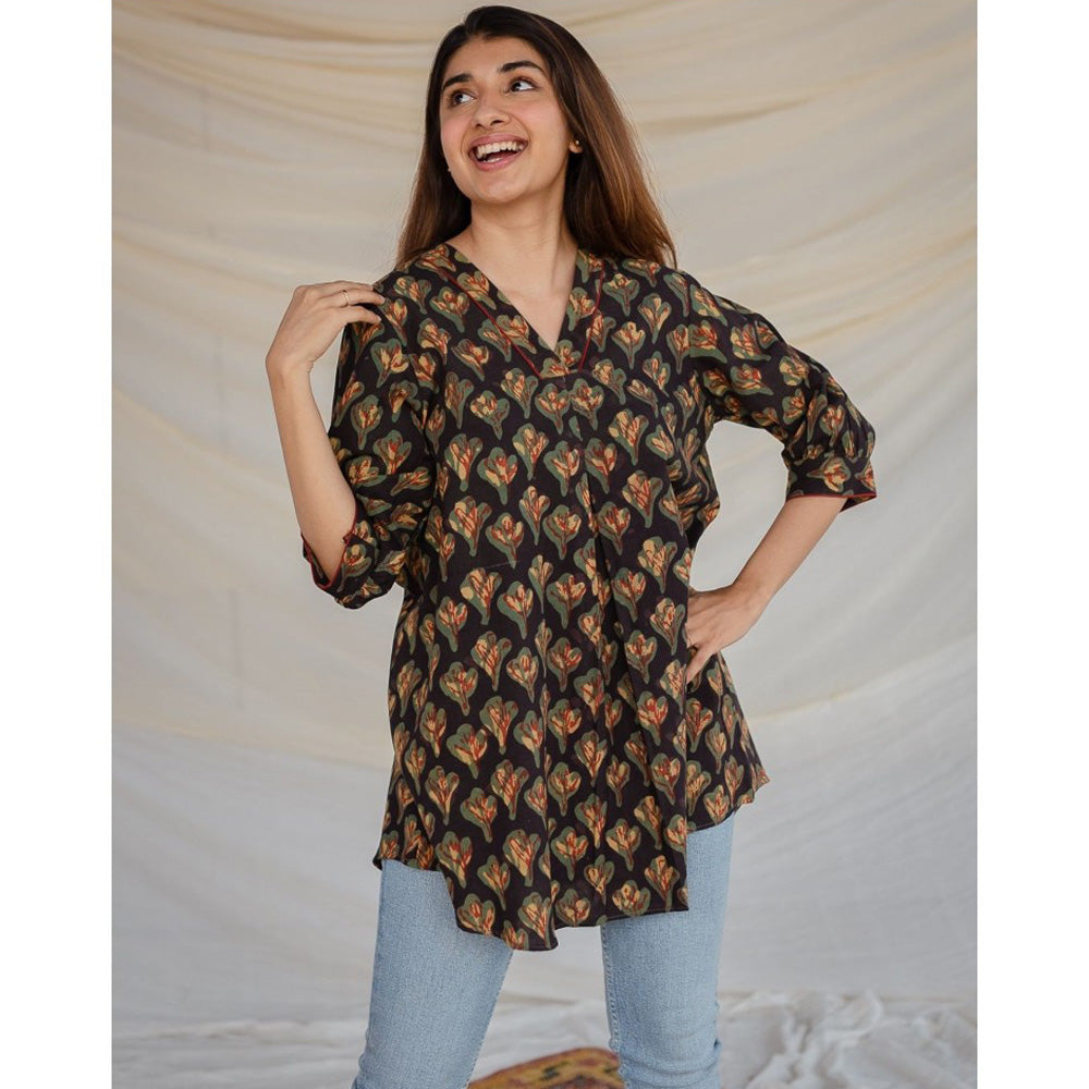 The Indian Ethnic Co. Black Jahota Cotton Short Tunic