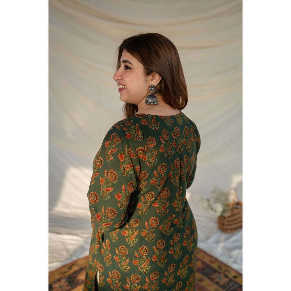 The Indian Ethnic Co. Green Ajrakh Cotton Kurta