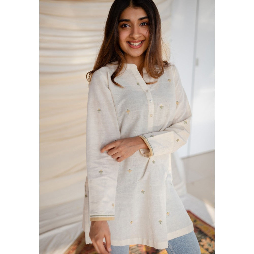 The Indian Ethnic Co. White Jamdani Cotton Kurta