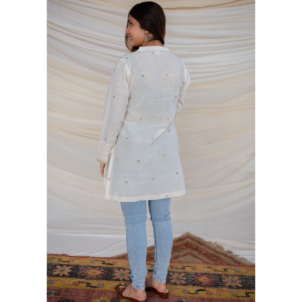 The Indian Ethnic Co. White Jamdani Cotton Kurta