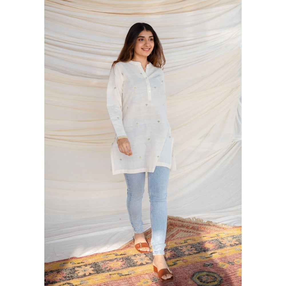 The Indian Ethnic Co. White Jamdani Cotton Kurta