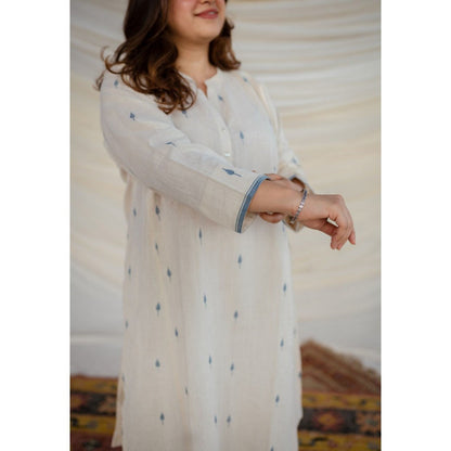 The Indian Ethnic Co. White Jamdani Cotton Kurta
