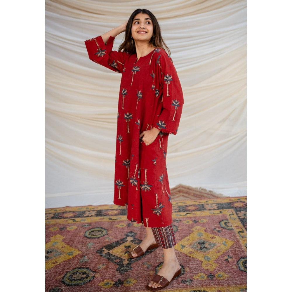 The Indian Ethnic Co. Red Ajrakh Cotton Jhabba Kali Co-ord (Set of 2)