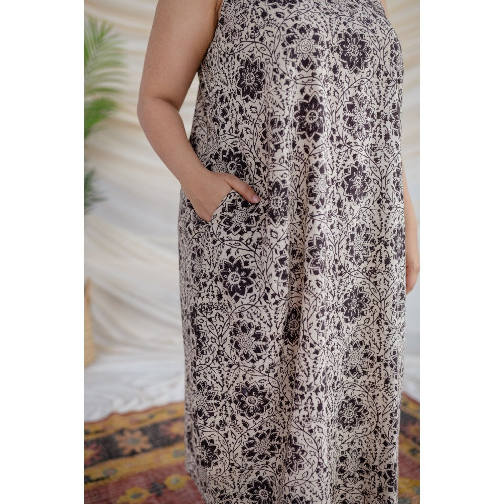 The Indian Ethnic Co. Black Kalamkari Cotton Dress