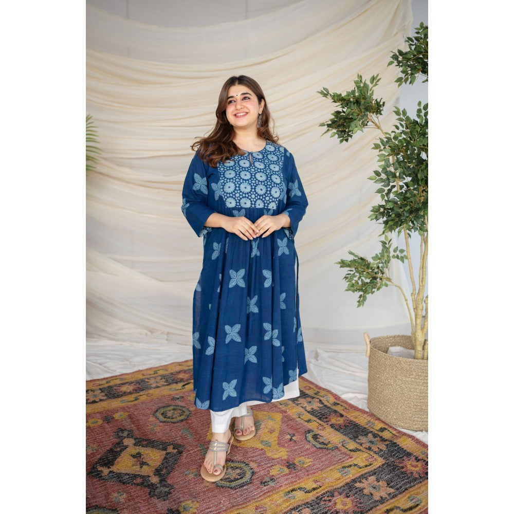 The Indian Ethnic Co. Blue Dabu Cotton Kurta