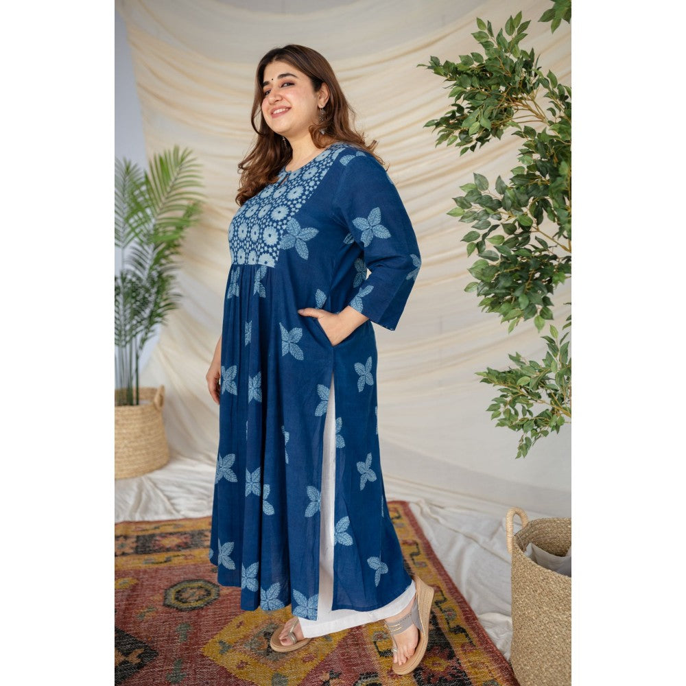 The Indian Ethnic Co. Blue Dabu Cotton Kurta