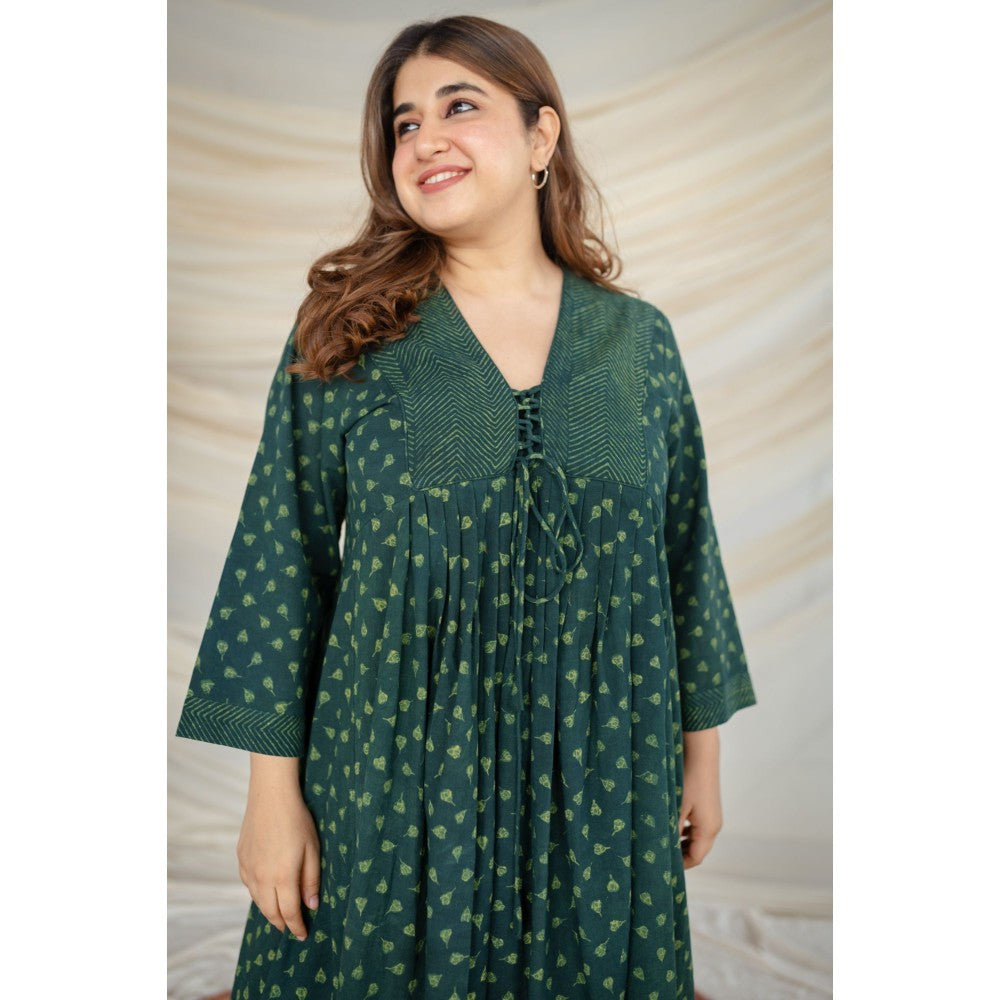 The Indian Ethnic Co. Green Dabu Cotton Dress