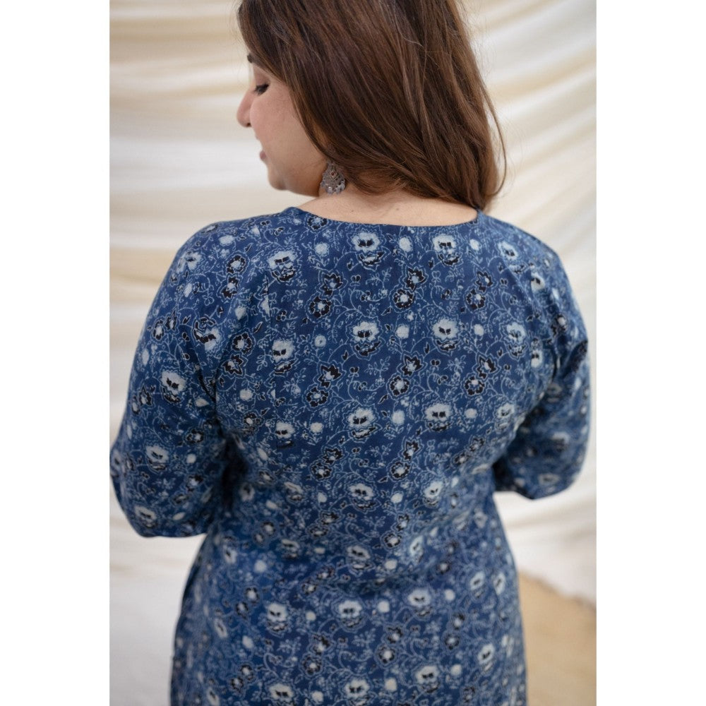 The Indian Ethnic Co. Ajrakh Blue Kali Cotton Kurta