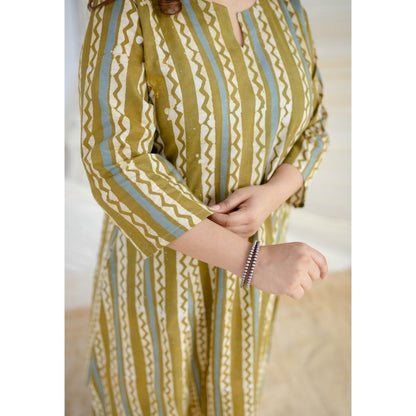 The Indian Ethnic Co. Olive Batik Kali Cotton Kurta