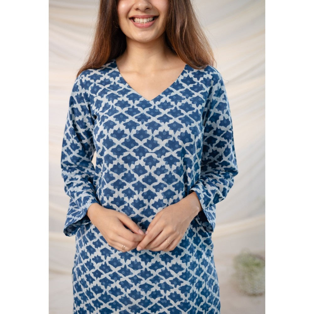 The Indian Ethnic Co. Indigo Dabu Straight Cotton Kurta