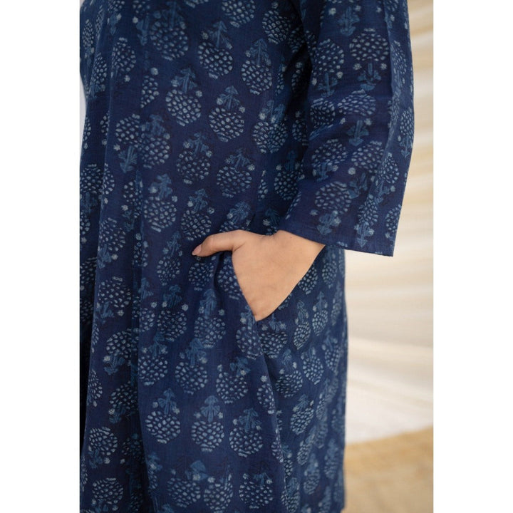 The Indian Ethnic Co. Zinal Indigo Dabu Slub Cotton Kali Kurta