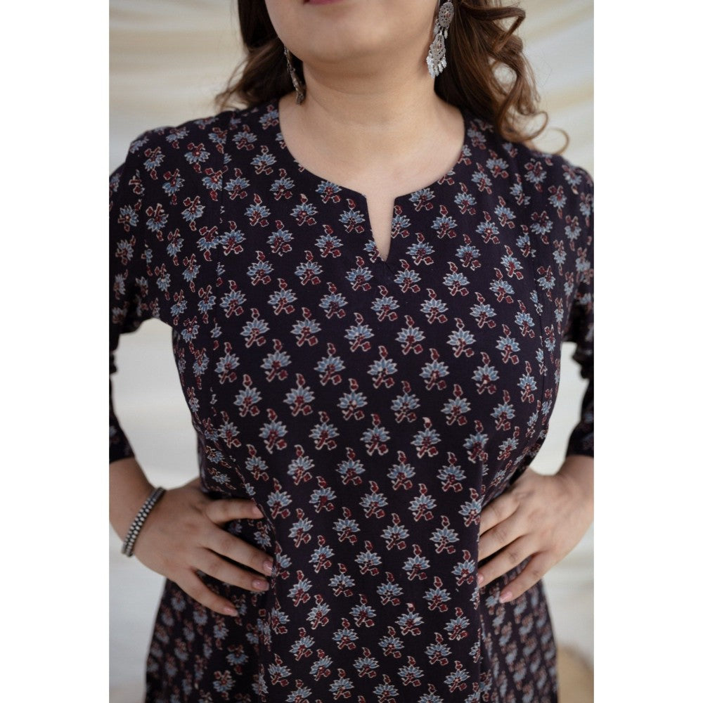 The Indian Ethnic Co. Brown Ajrakh Kali Cotton Kurta
