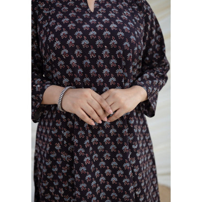 The Indian Ethnic Co. Brown Ajrakh Kali Cotton Kurta