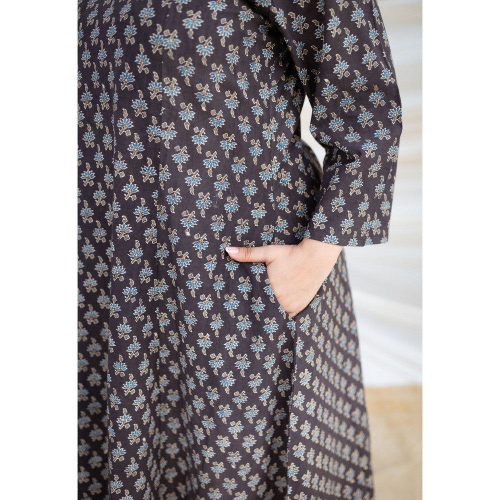 The Indian Ethnic Co. Brown Ajrakh Kali Cotton Kurta