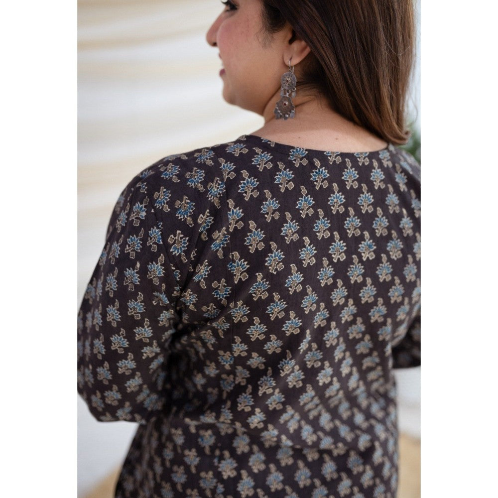 The Indian Ethnic Co. Brown Ajrakh Kali Cotton Kurta