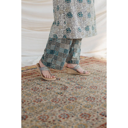 The Indian Ethnic Co. Tishna White Ajrakh Pants
