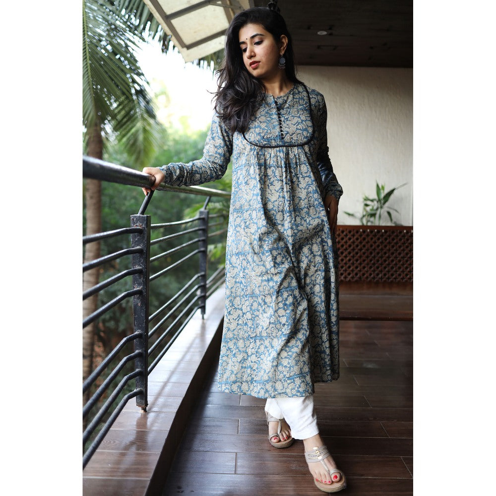 The Indian Ethnic Co. Natural Dyed Kalamkari Chudi Sleeve Kurta