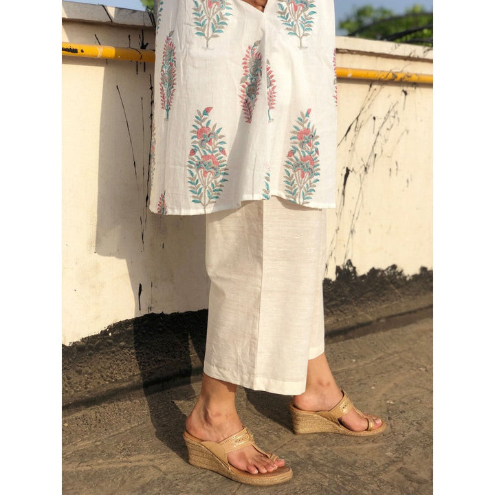 The Indian Ethnic Co. Cropped Kala Cotton Pants