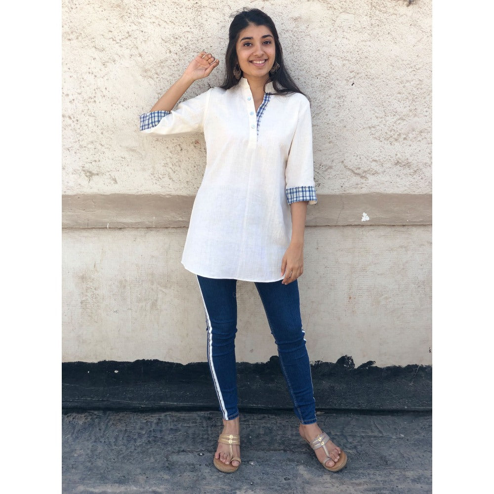 The Indian Ethnic Co. Ivory Indigo Tunic