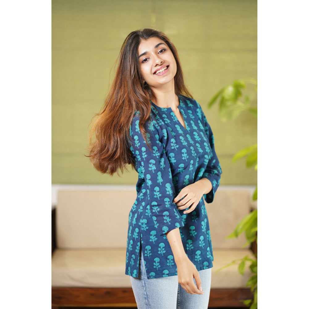 The Indian Ethnic Co. Cera Dabu Floral Cotton Short Kurti