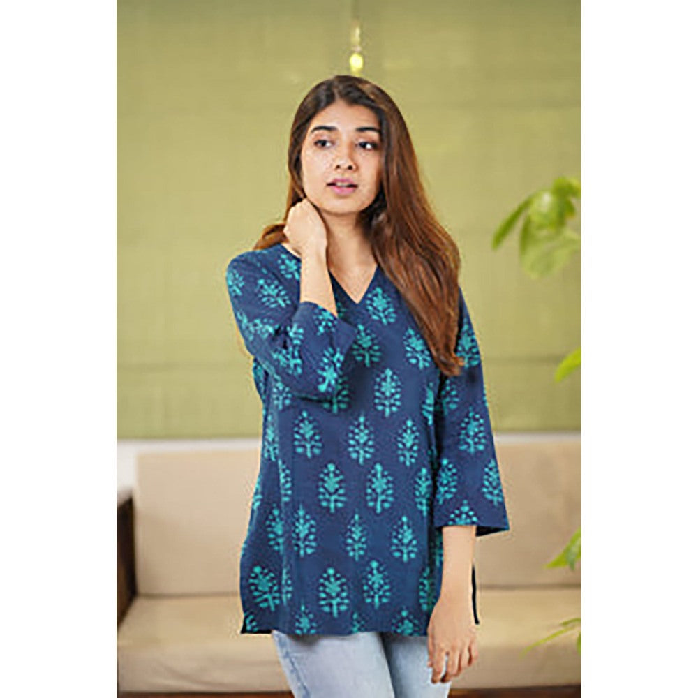 The Indian Ethnic Co. Reva Dabu Teal Cotton Short Kurti