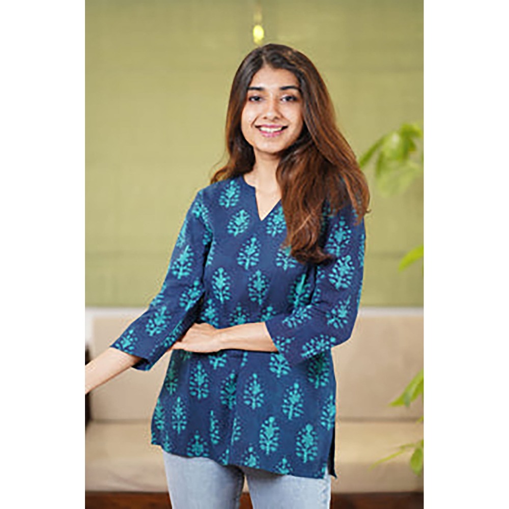The Indian Ethnic Co. Reva Dabu Teal Cotton Short Kurti