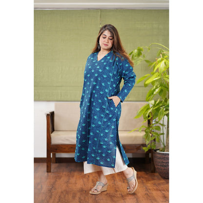 The Indian Ethnic Co. Feriya Dabu Teal Cotton Kali Kurta