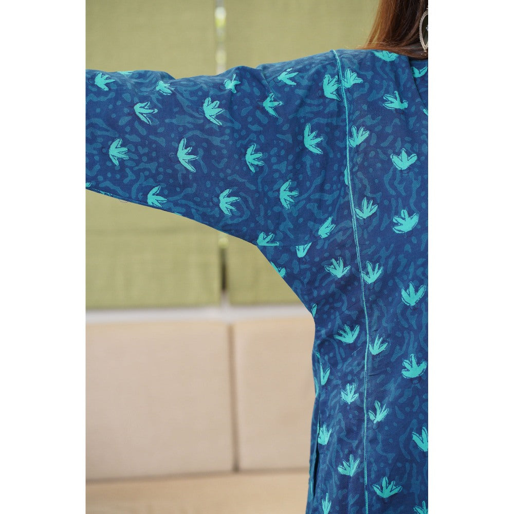 The Indian Ethnic Co. Feriya Dabu Teal Cotton Kali Kurta