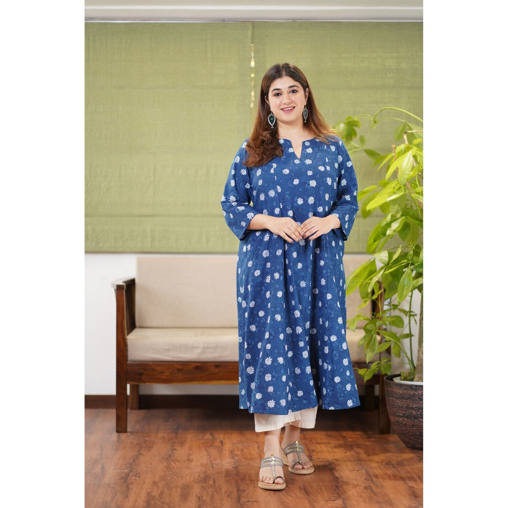 The Indian Ethnic Co. Vinita Dabu Indigo Cotton Kali Kurta