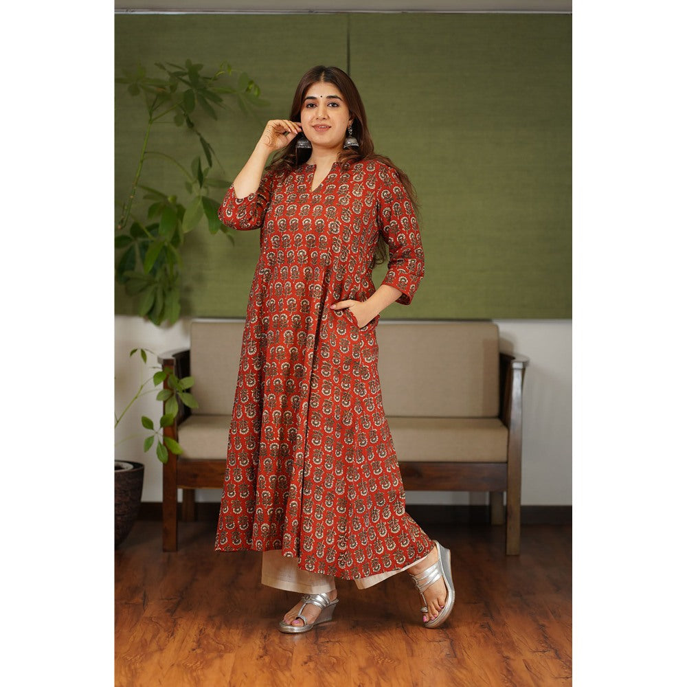 The Indian Ethnic Co. Prachi Madder Bagru Kali Kurta