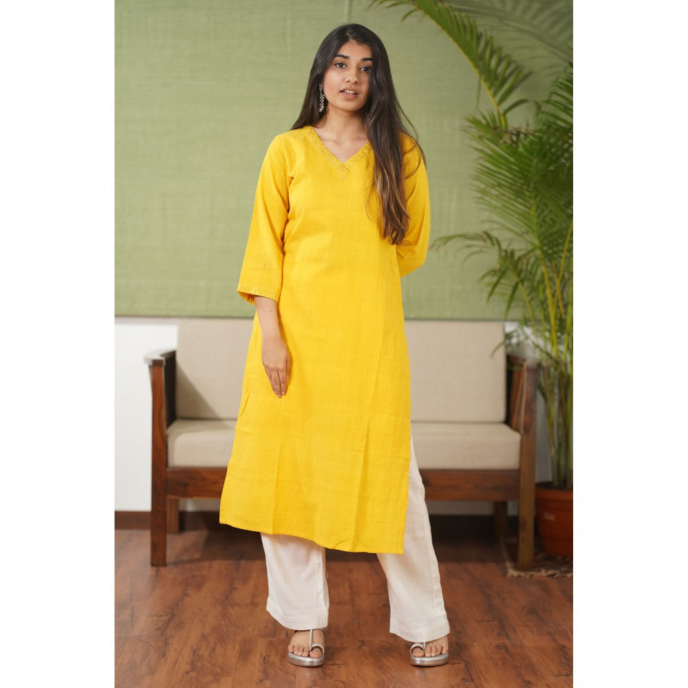 The Indian Ethnic Co. Sunshine Organic Handwoven Cotton Hand Embroidered Kurta