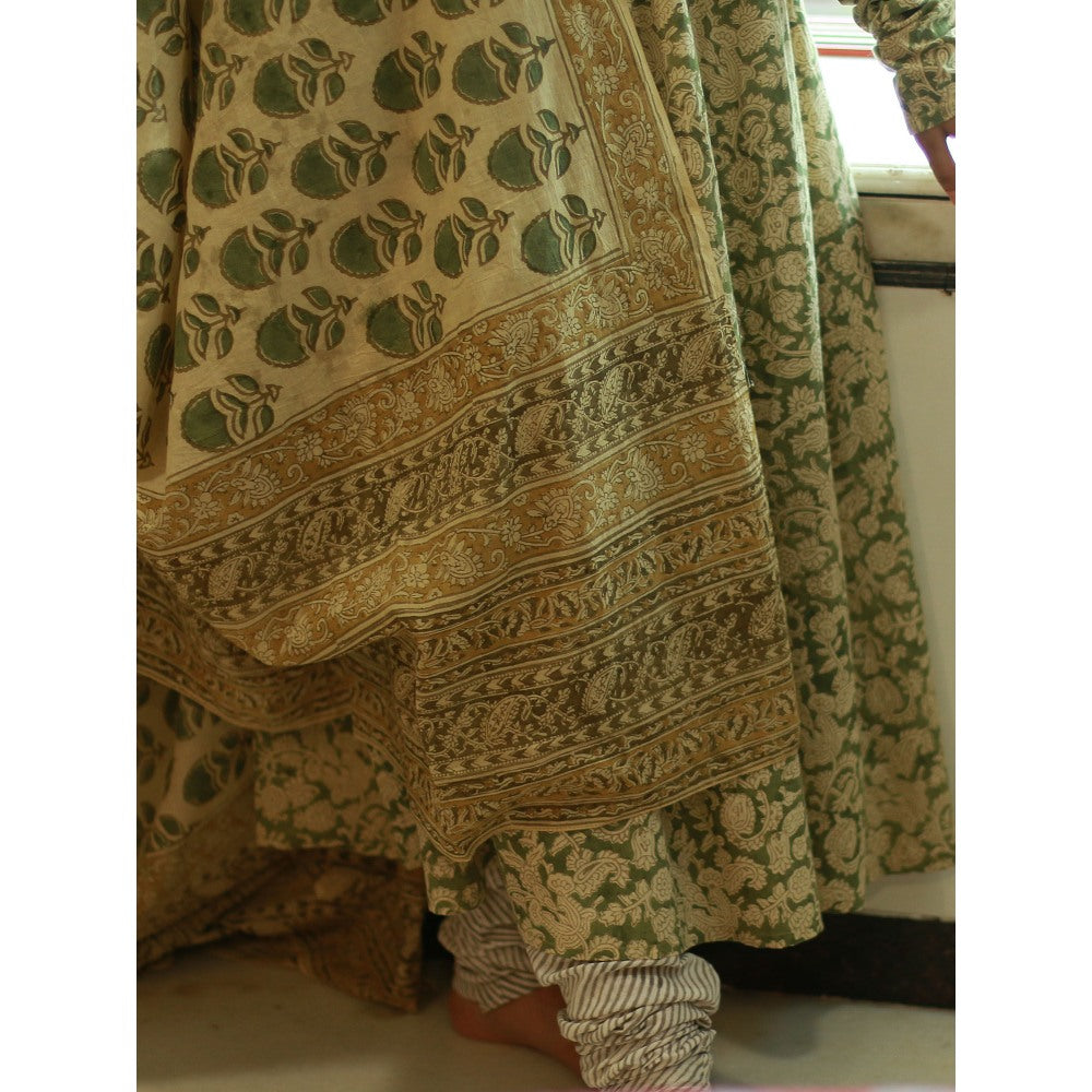 The Indian Ethnic Co. Ahaana Olive Kalamkari Natural Dyed Chudi Sleeves Kurta
