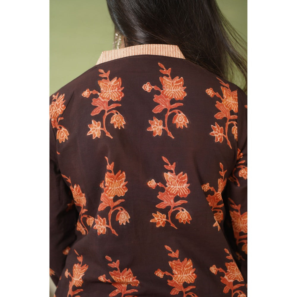 The Indian Ethnic Co. Avi Ajrakh Dabu Cotton Kurta