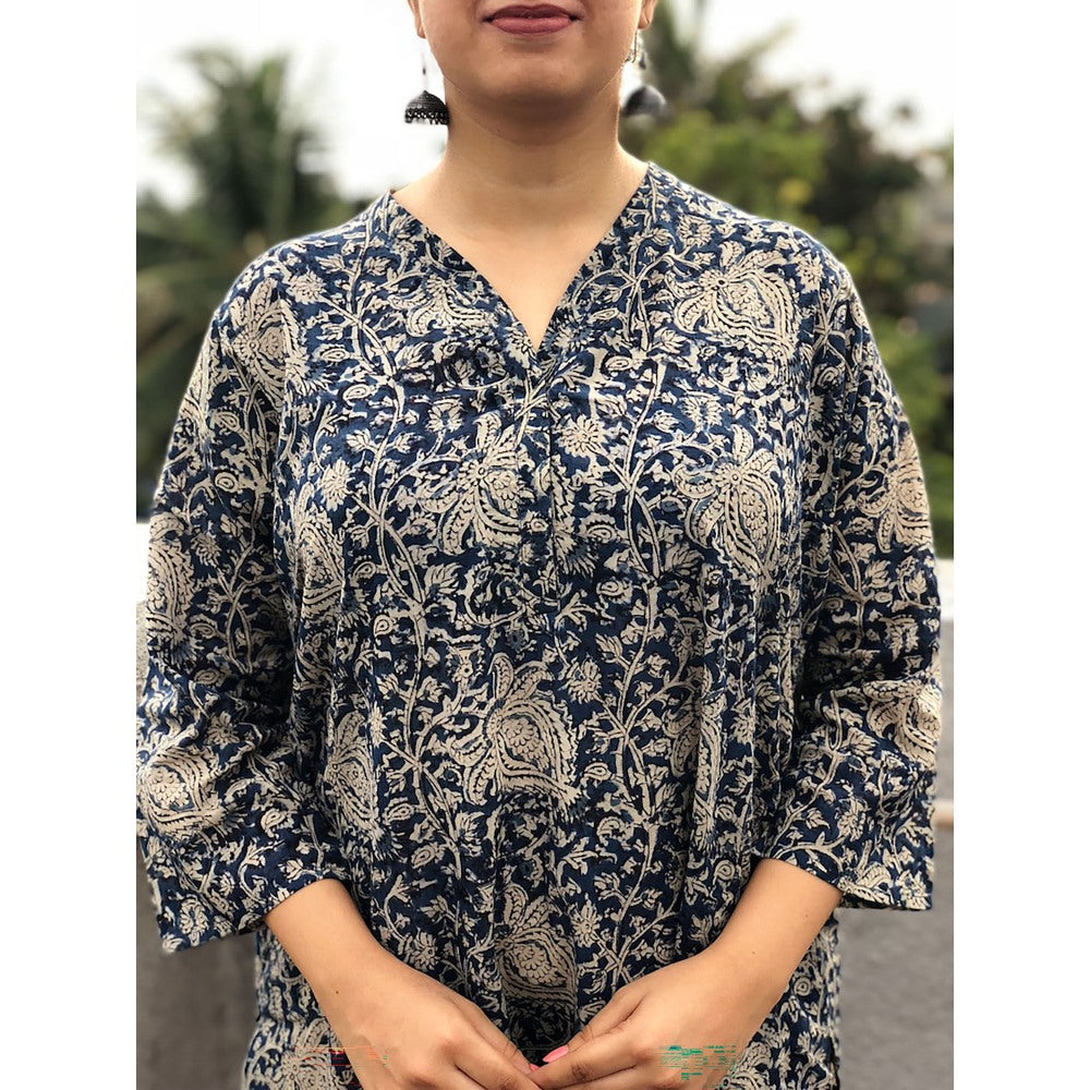 The Indian Ethnic Co. Indigo Kalamkari Kurta