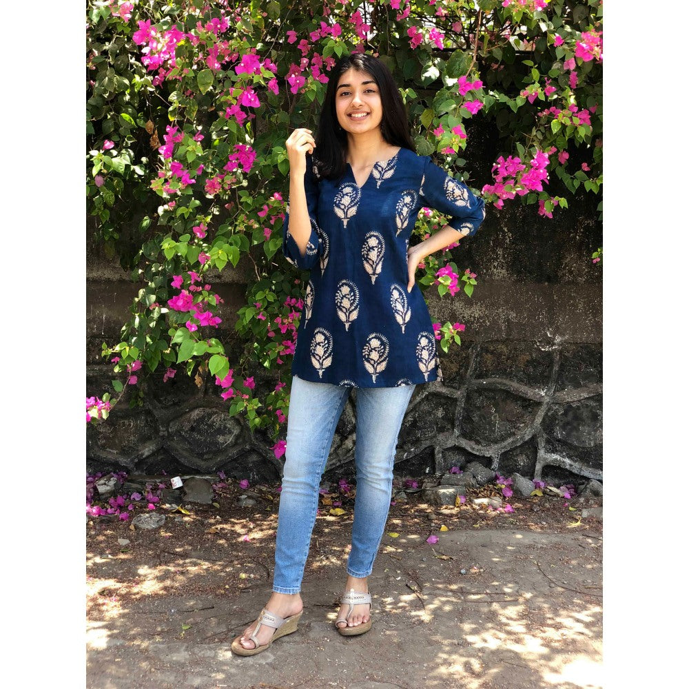 The Indian Ethnic Co. Neeti Indigo Boota Short Kurti