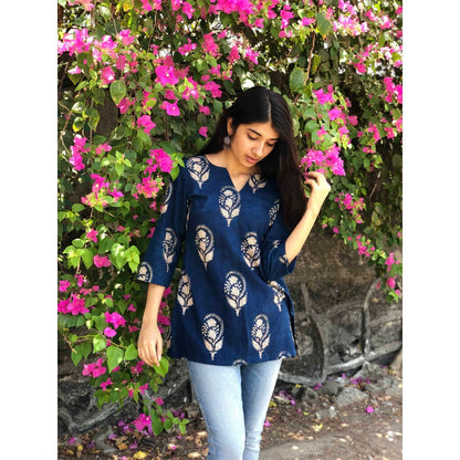 The Indian Ethnic Co. Neeti Indigo Boota Short Kurti