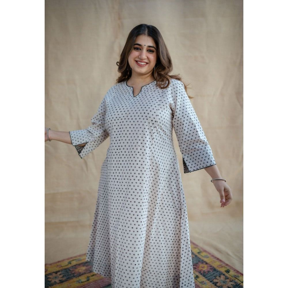 The Indian Ethnic Co. Chaitra Cotton Kali Hand Printed Kurta