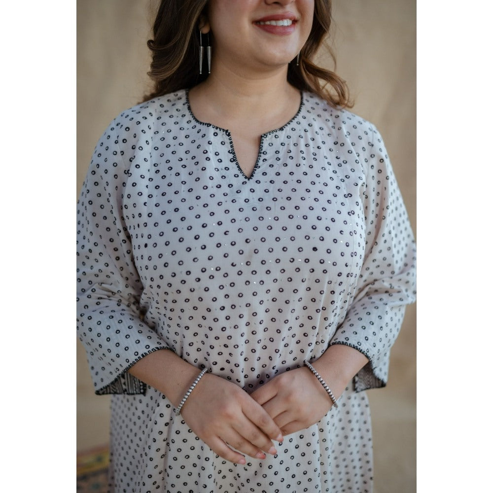The Indian Ethnic Co. Chaitra Cotton Kali Hand Printed Kurta