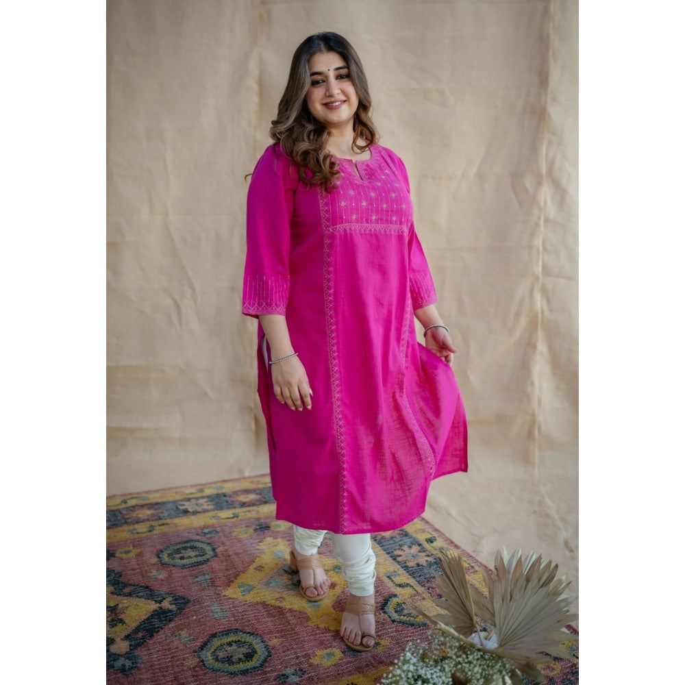 The Indian Ethnic Co. Drishya Slub Cotton Hand Embroidered Kurta