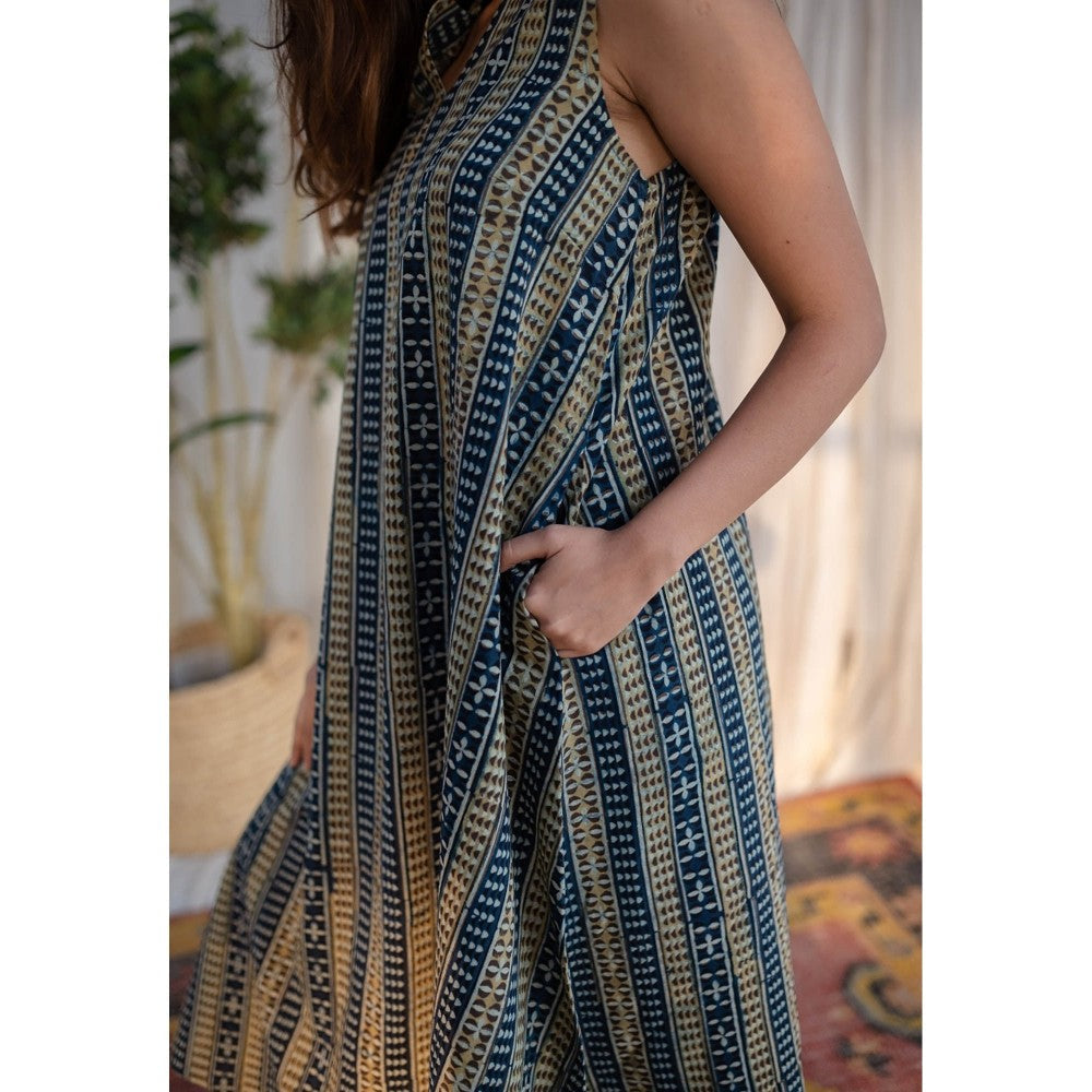 The Indian Ethnic Co. Blue Ajrakh Cotton Dress