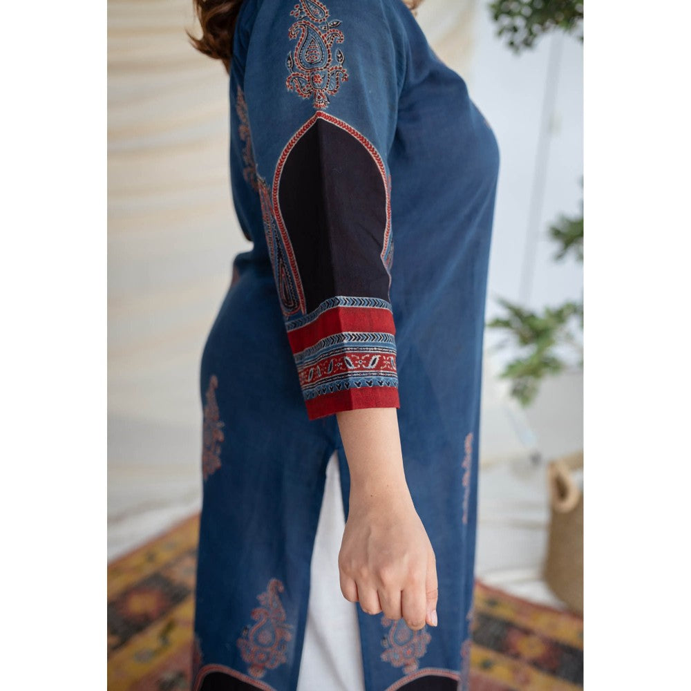 The Indian Ethnic Co. Indigo Ajrakh Cotton Kurta