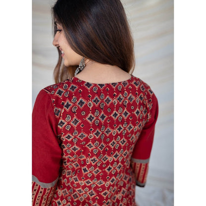 The Indian Ethnic Co. Madder Ajrakh Cotton Kurta