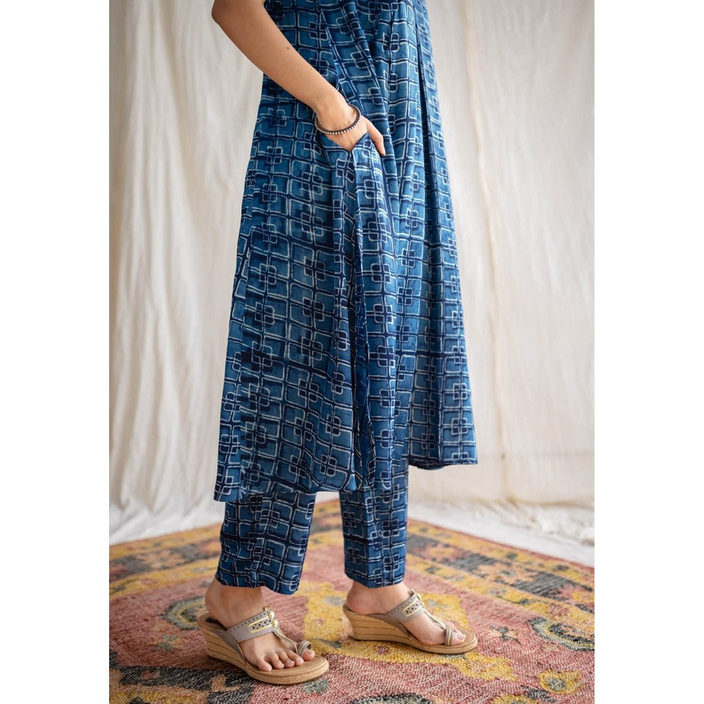 The Indian Ethnic Co. Indigo Dabu Modal Silk Co-Ord Set